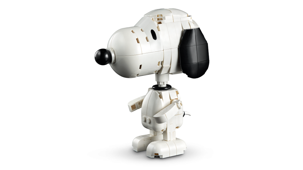 LEGO Ideas Peanuts: Snoopy's Doghouse | 21368