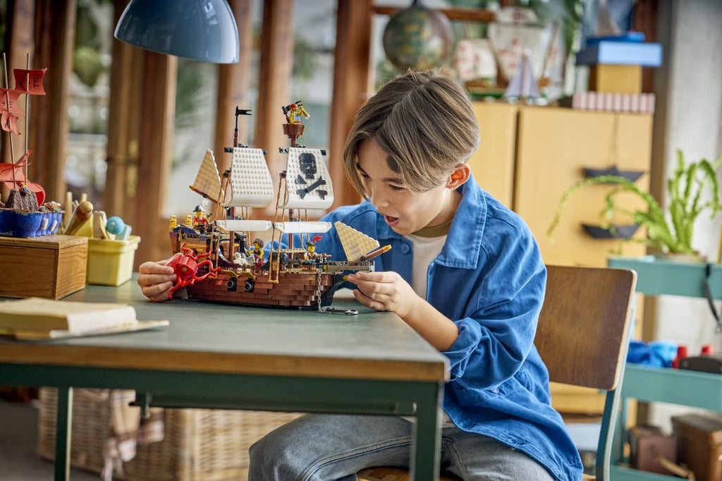 LEGO Creator 3-in-1 Iconic Pirate Ship | 31387