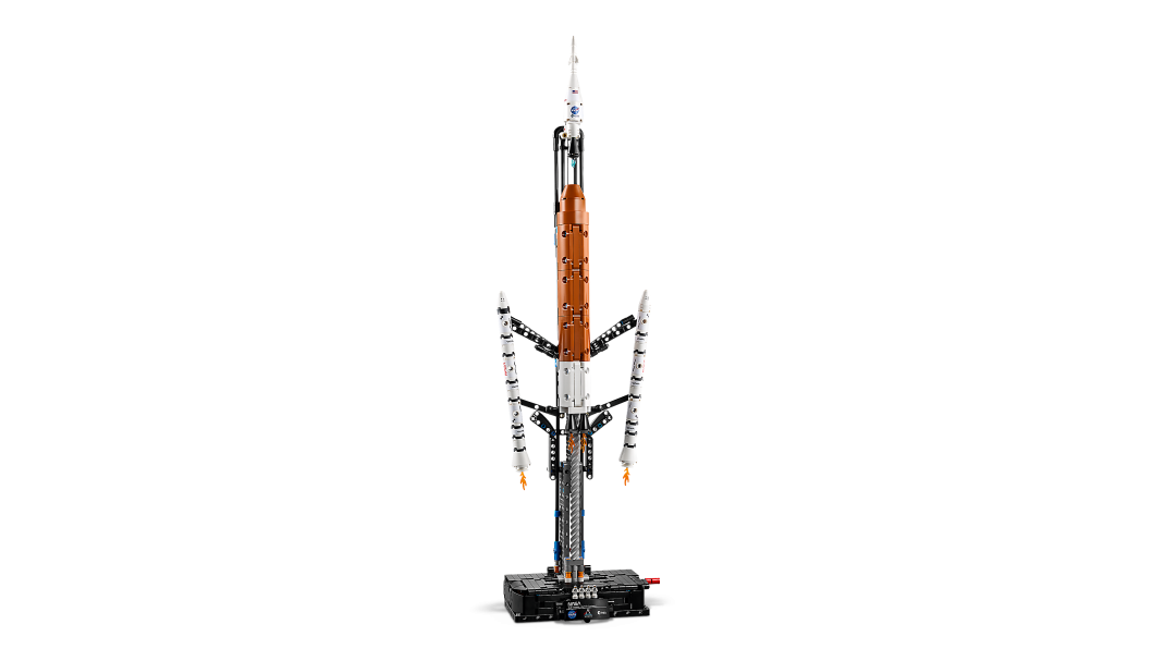 LEGO Technic NASA Artemis Space Launch System Rocket | 42221