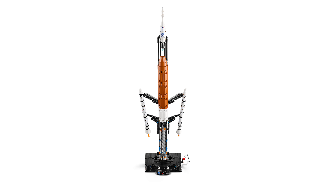 LEGO Technic NASA Artemis Space Launch System Rocket | 42221