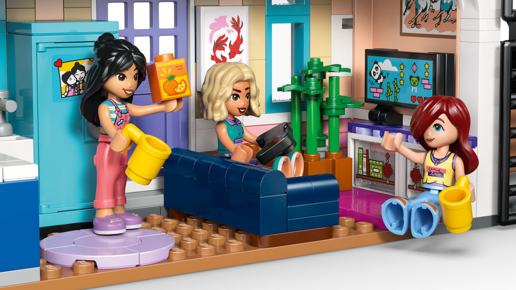LEGO Friends Liann's Family House | 42687