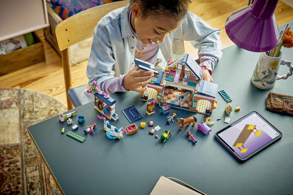 LEGO Friends Horse Stable and Riding Academy | 42688