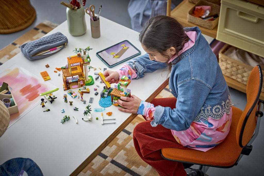 LEGO Friends Koala Habitat & Care Center | 42701