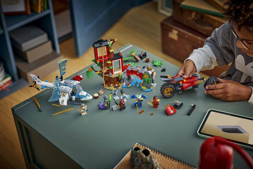 LEGO NINJAGO Ninja Vehicle Tree House Battle | 71857
