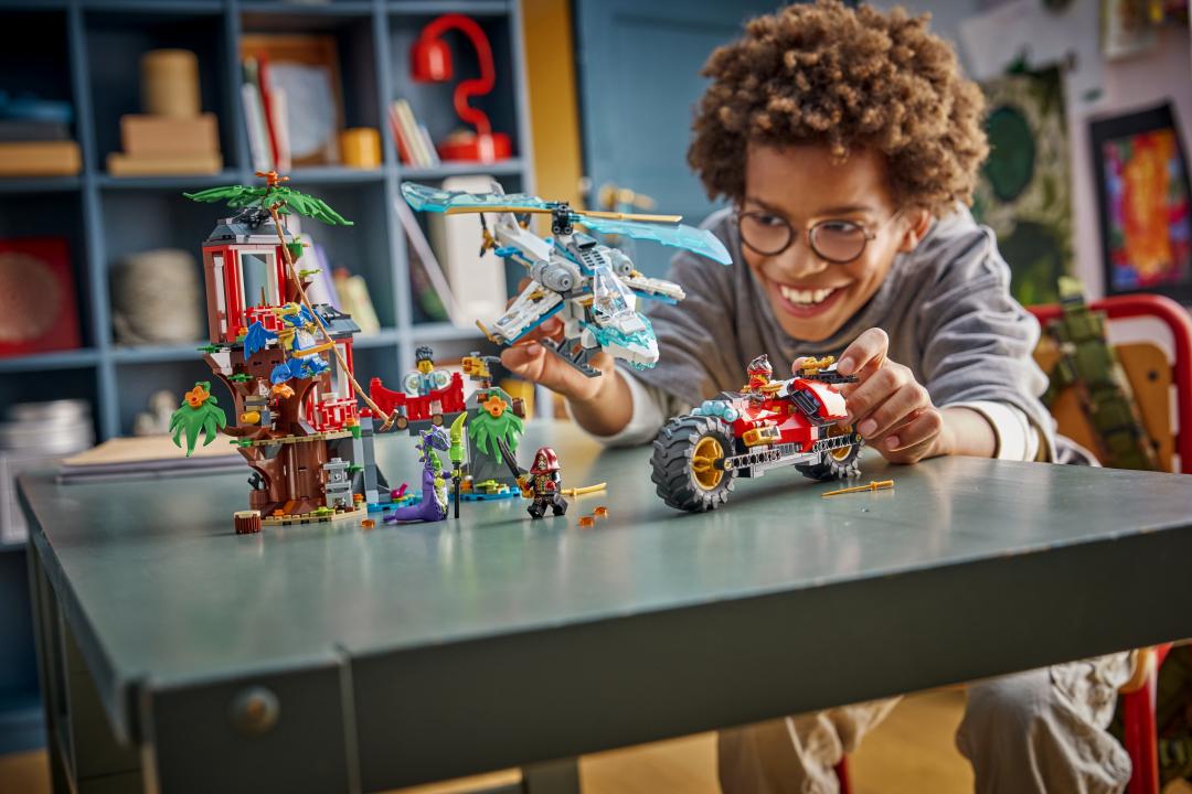 LEGO NINJAGO Ninja Vehicle Tree House Battle | 71857