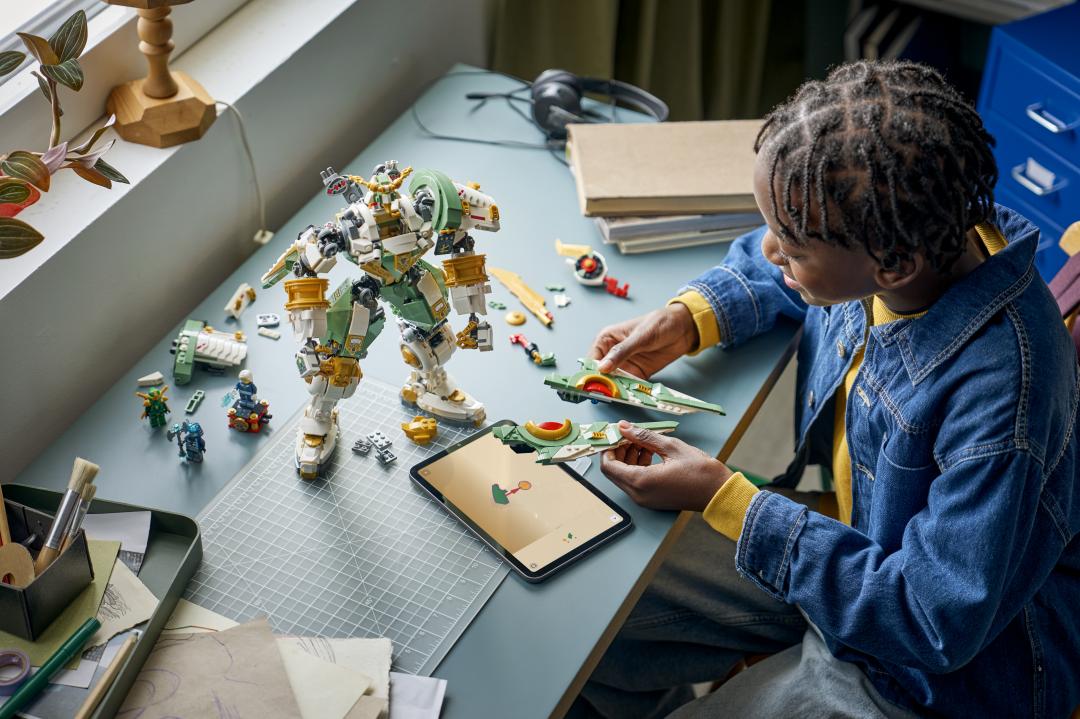LEGO NINJAGO Lloyd's Titan Mech 15th Anniversary | 71860