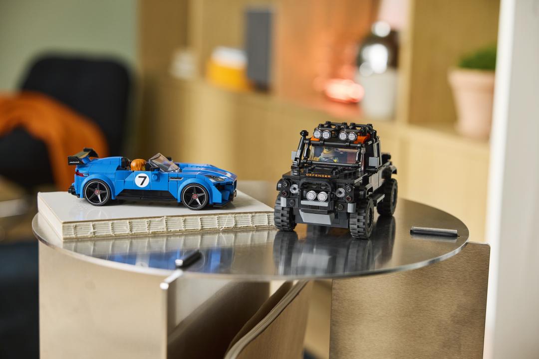LEGO Speed Champions Jaguar Project 7 & Land Rover Defender | 77264