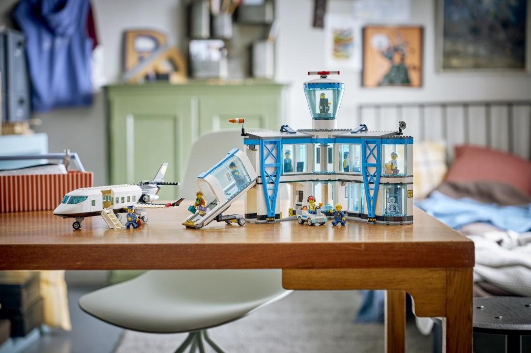 LEGO City Airport with Airplane | 60502
