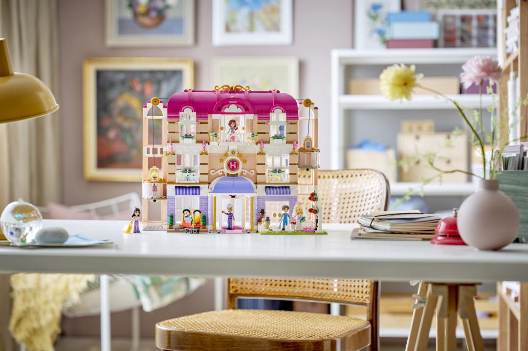 LEGO Friends Heartlake City Grand Hotel | 42704