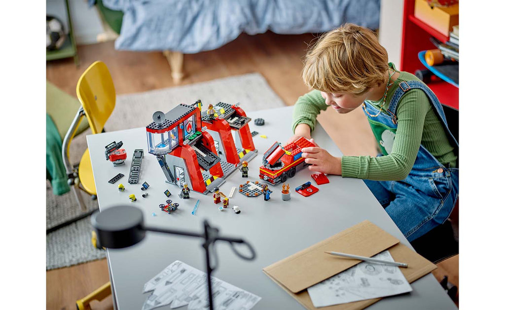 LEGO City Fire Station with Fire Truck | 60414
