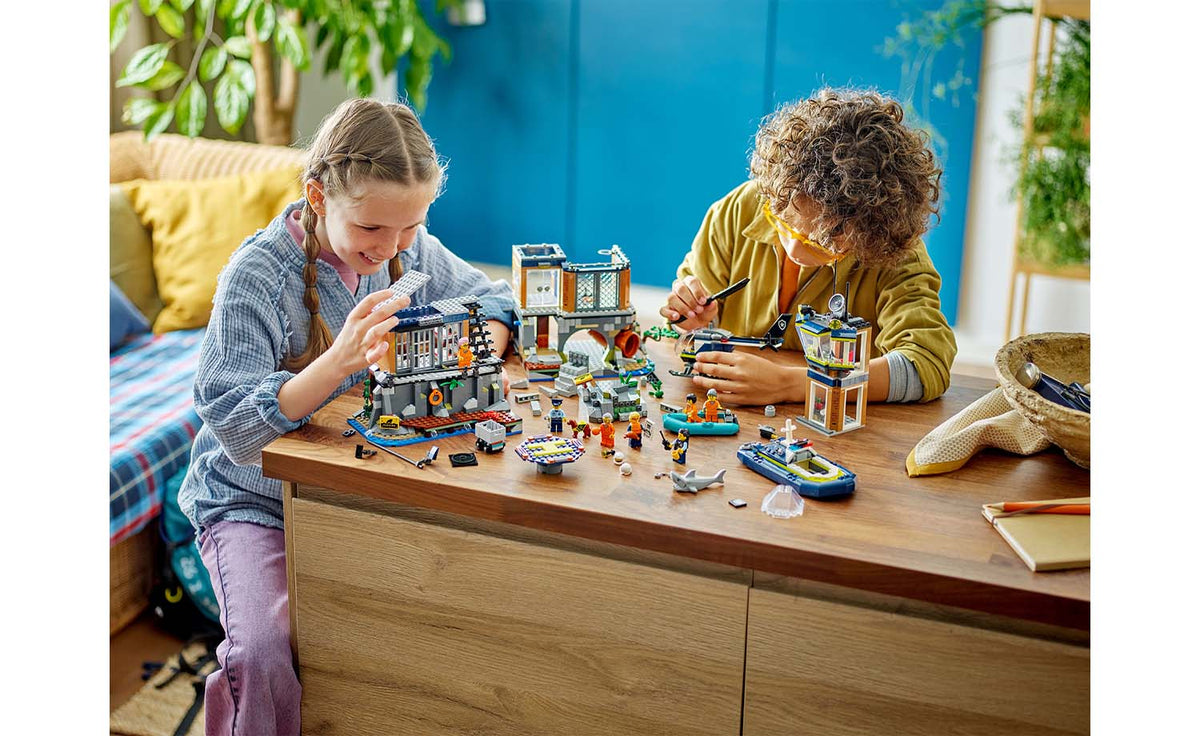 LEGO City Police Prison Island | 60419