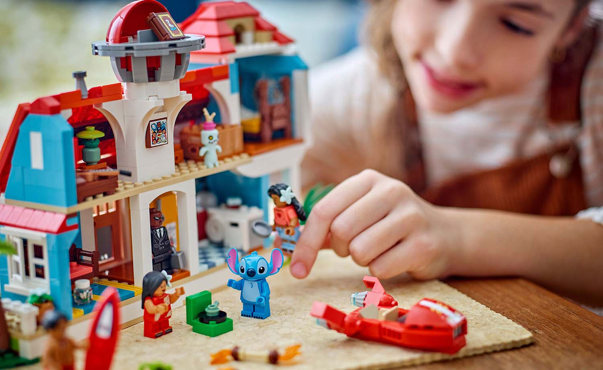 LEGO Disney Lilo and Stitch Beach House | 43268