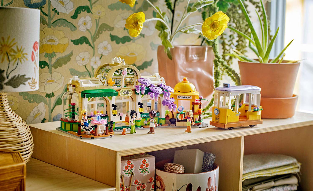 LEGO Friends Plant Café & Flower Shop | 42671