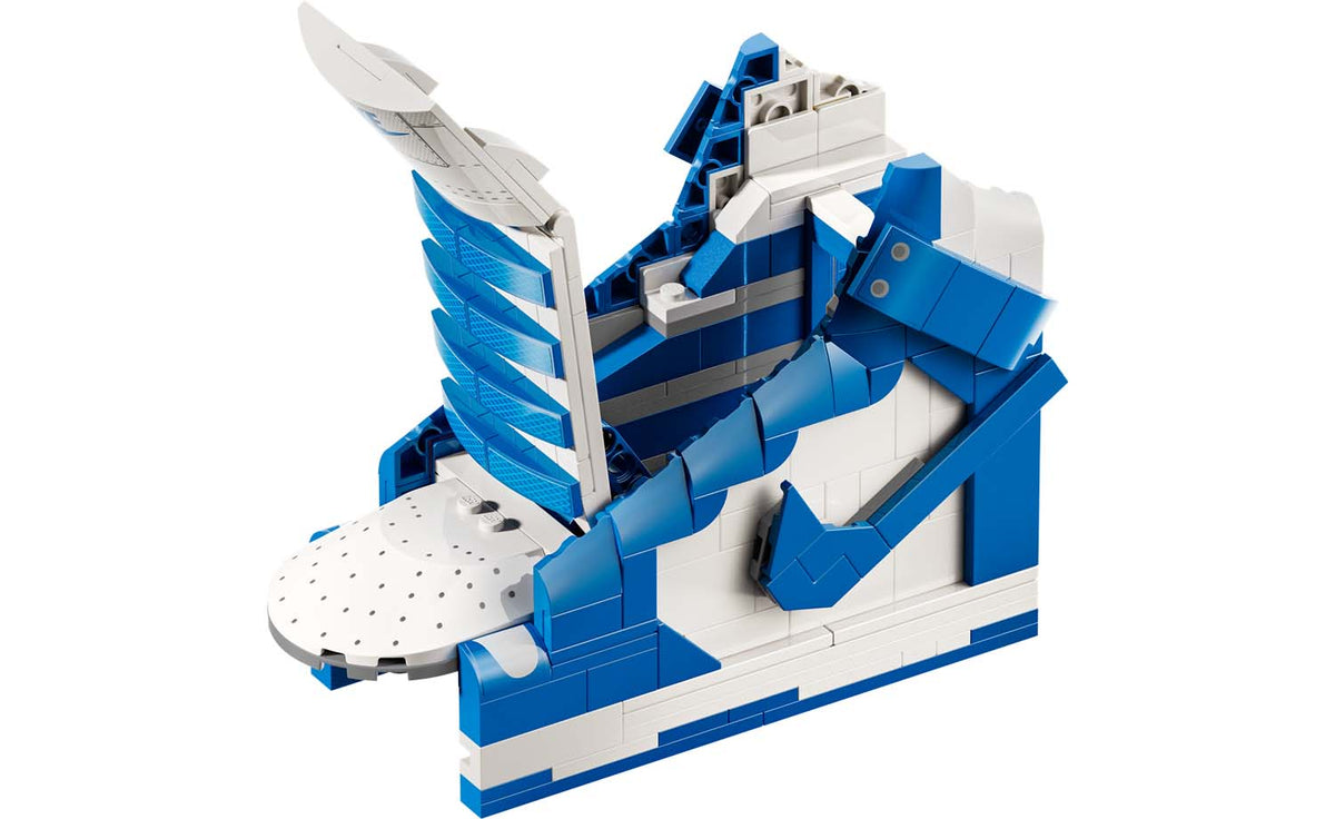 LEGO Iconic Nike Dunk | 43008