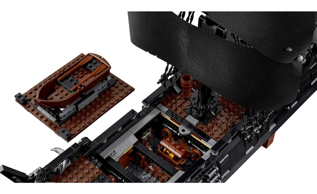 LEGO Icons Captain Jack Sparrow's Pirate Ship | 10365