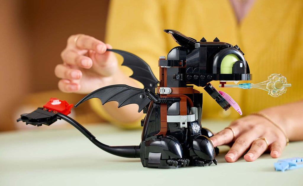 LEGO Icons How to Train Your Dragon: Toothless | 10375