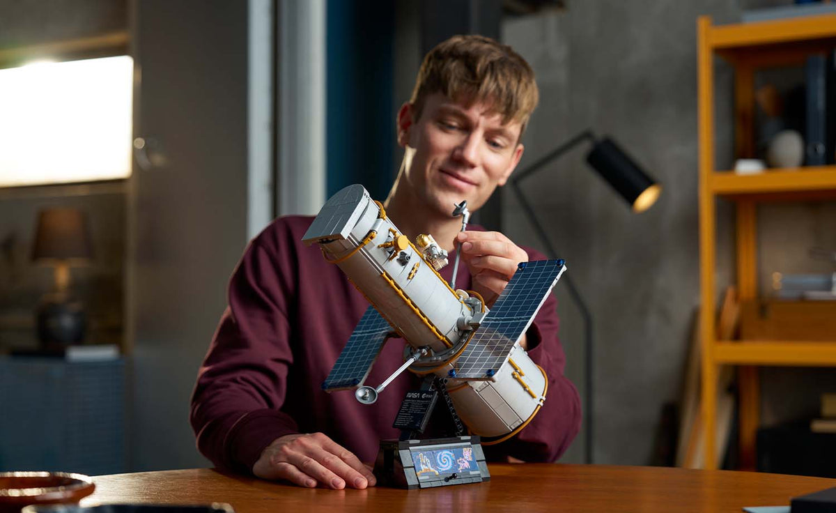 LEGO Icons Hubble Space Telescope | 11382