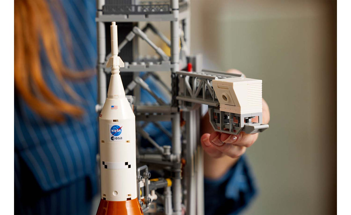 LEGO Icons NASA Artemis Space Launch System | 10341