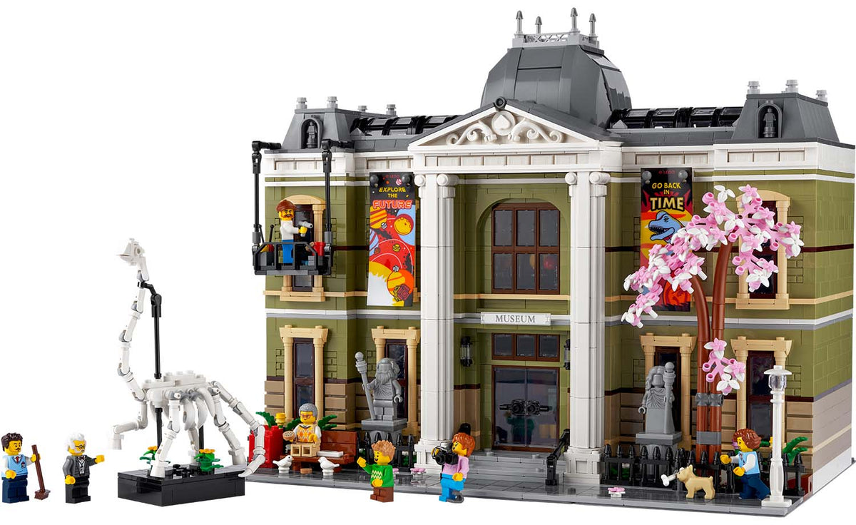 LEGO Icons Natural History Museum | 10326