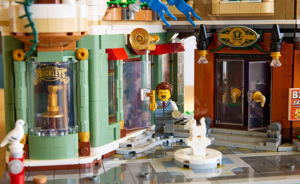 LEGO Icons Shopping Street | 11371