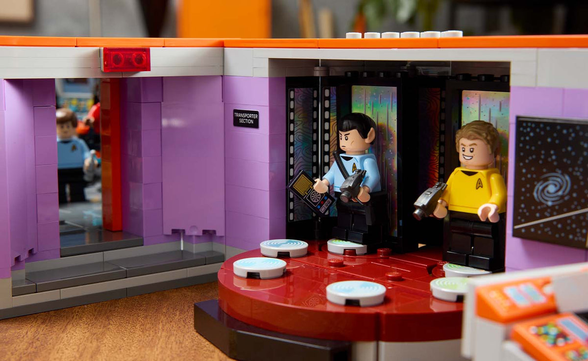 LEGO Icons Star Trek: U.S.S. Enterprise NCC-1701 Bridge | 11385