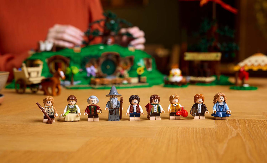 LEGO Icons The Lord of the Rings: The Shire | 10354