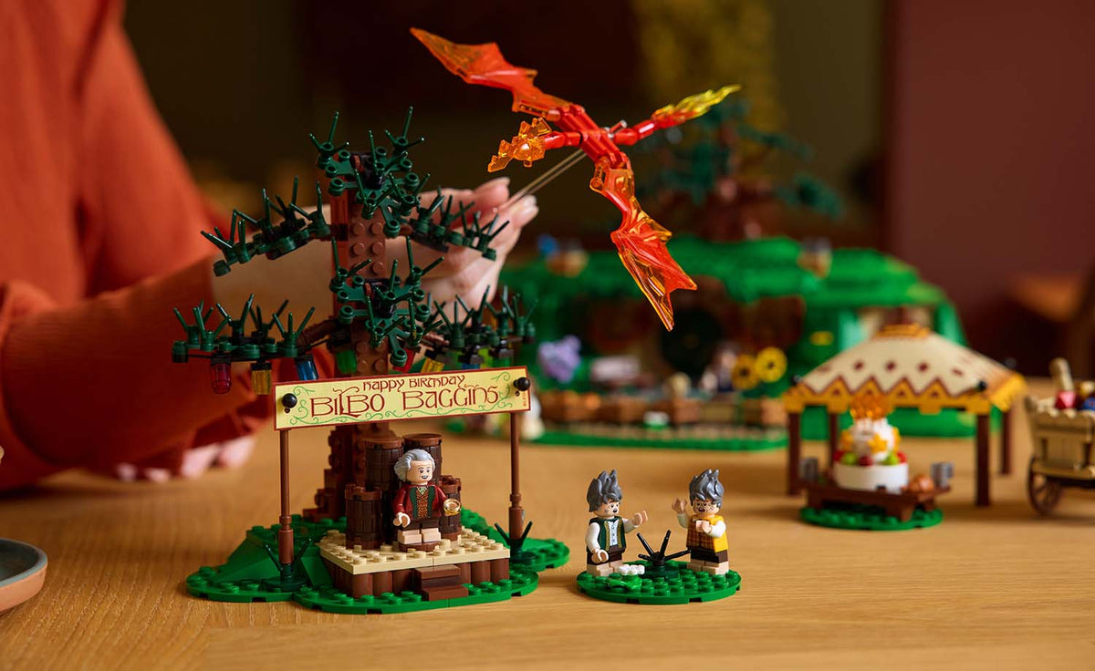 LEGO Icons The Lord of the Rings: The Shire | 10354