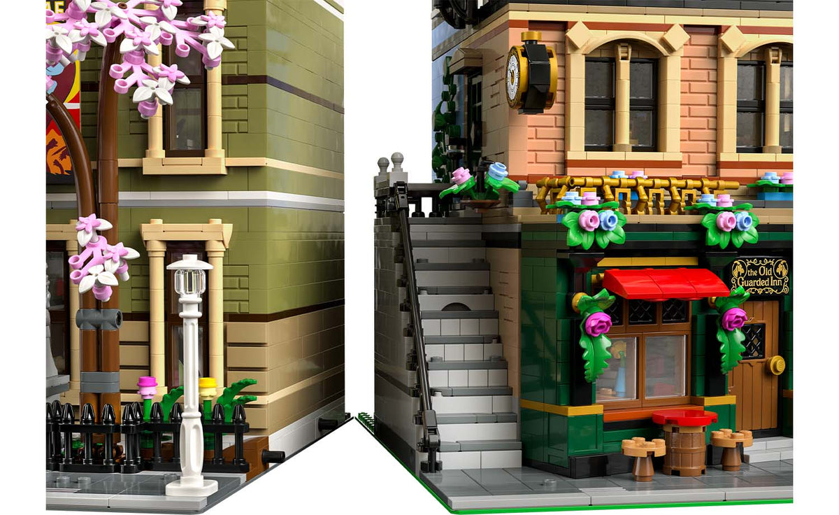 LEGO Icons Tudor Corner | 10350
