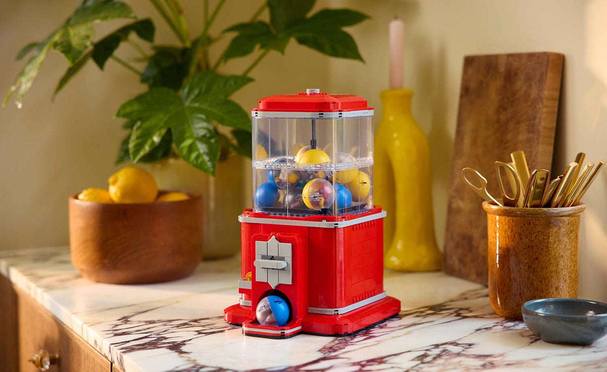 LEGO Ideas Minifigure Vending Machine | 21358