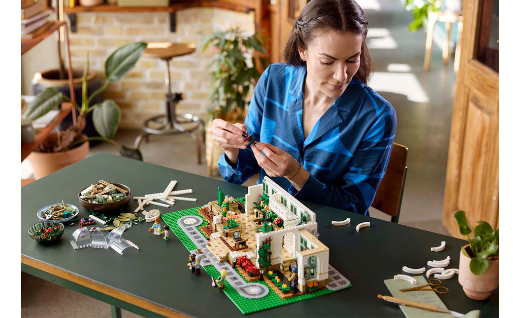 LEGO Ideas The Botanical Garden | 21353
