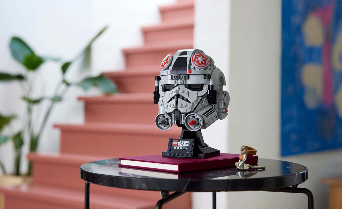 LEGO Star Wars AT-AT Driver Helmet | 75429