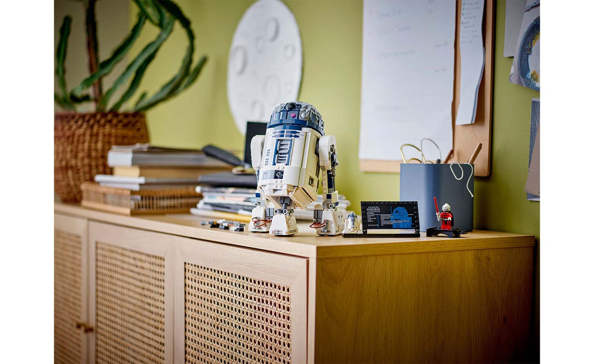 LEGO Star Wars R2-D2 | 75379