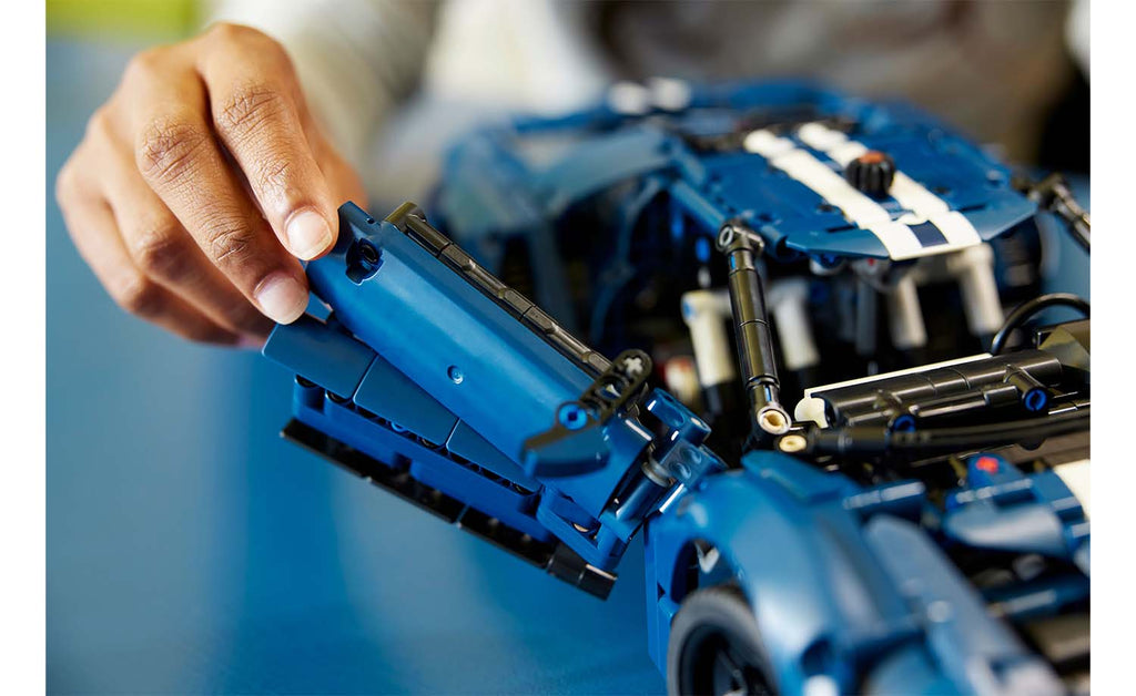 LEGO Technic 2022 Ford GT | 42154