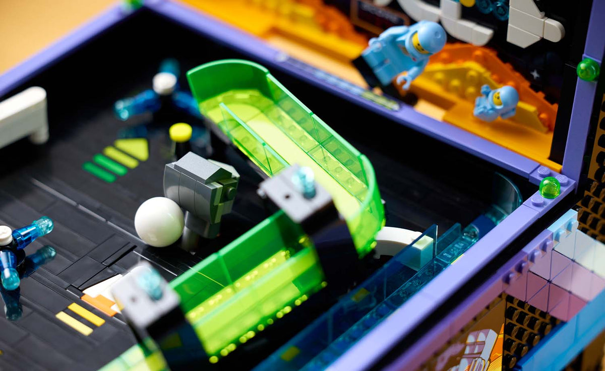 LEGO Icons Arcade Pinball Machine | 11374