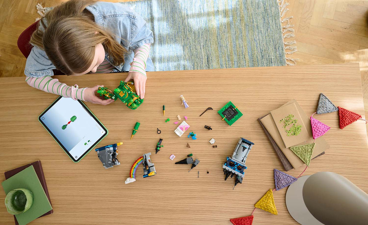 LEGO Wicked Emerald City & Kiamo Ko Castle | 75689
