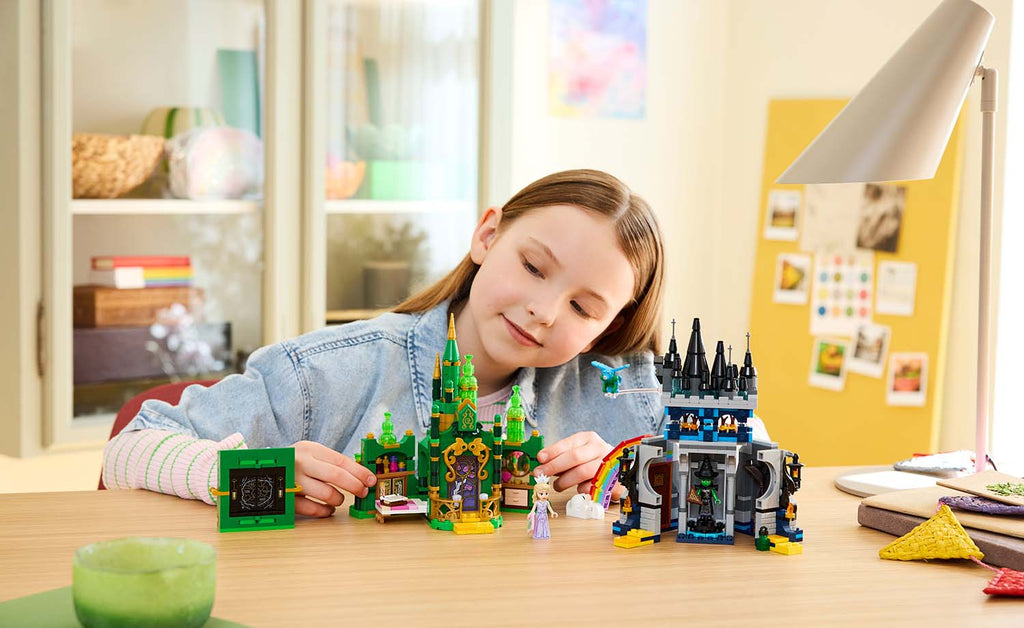 LEGO Wicked Emerald City & Kiamo Ko Castle | 75689